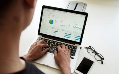 Blog Building a Smart Data Retention Policy: What Your Small Business Needs to Keep (and Delete)